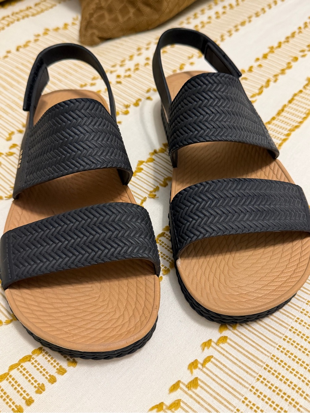 Women’s Black Strapped Comfort Sandals